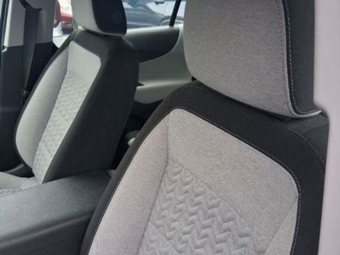 Used 2024 Chevrolet Equinox LS FWD image 3