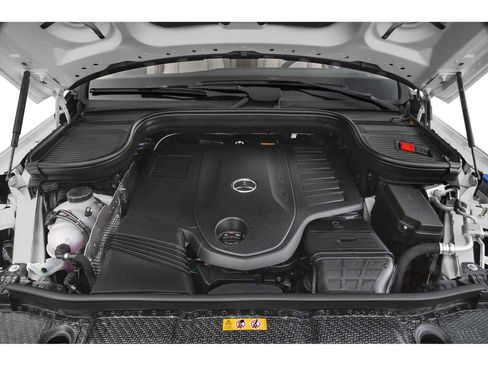 New 2026 Mercedes-Benz GLS 450 4MATIC image 8