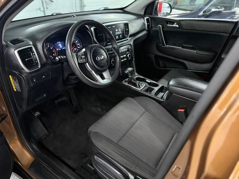 Used 2021 Kia Sportage LX AWD/4WD image 16