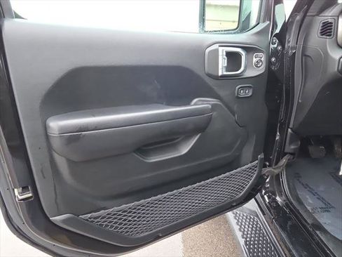 Used 2020 Jeep Gladiator Sport w/ Quick Order Package 24S image 14