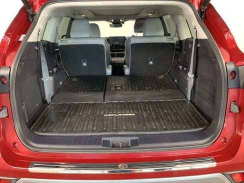 Used 2021 Toyota Highlander Platinum image 13