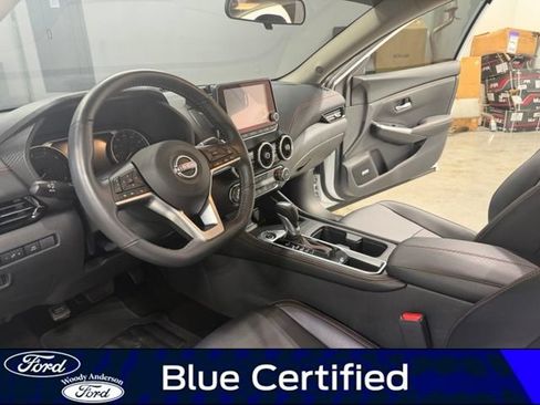 Used 2025 Nissan Sentra SR w/ SR Premium Package FWD image 9