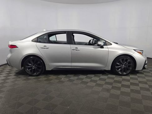 Used 2023 Toyota Corolla SE FWD image 10