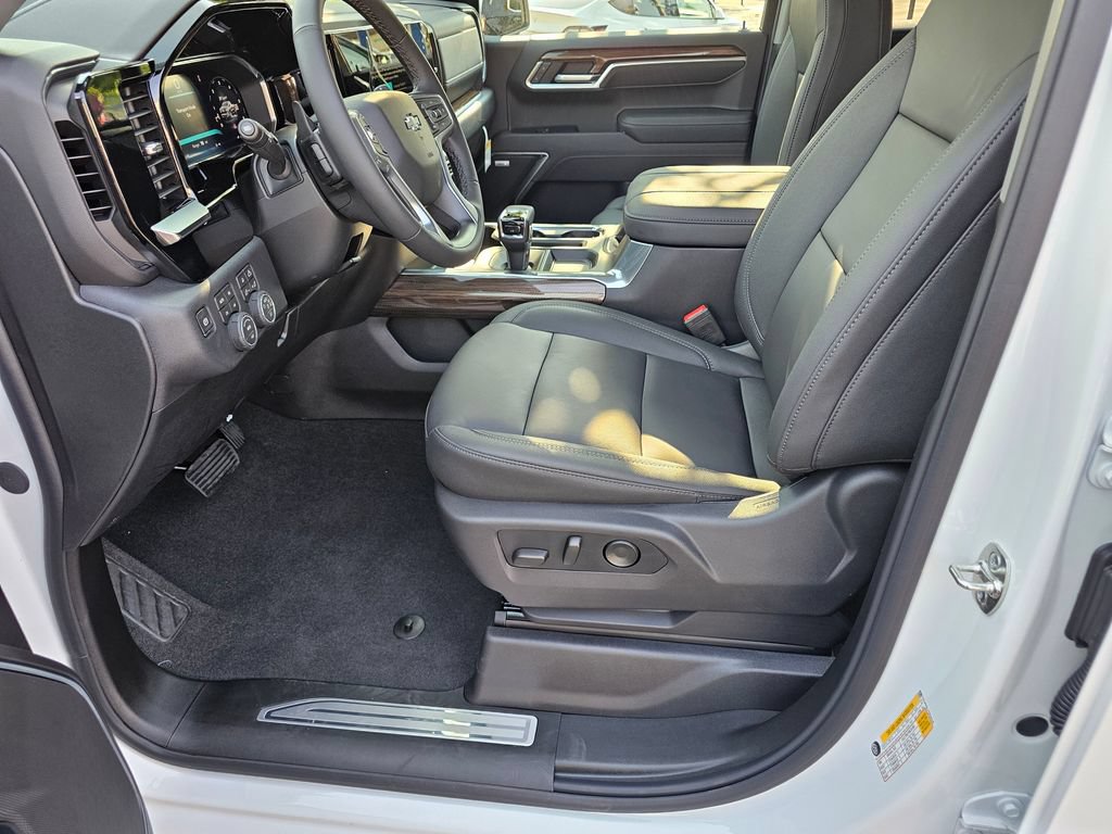 New 2026 Chevrolet Silverado 1500 RST w/ RST All Star Premium Package AWD/4WD image 23