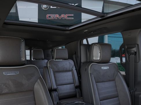 New 2026 GMC Yukon Denali Ultimate w/ LPO, Floor Liner Package AWD/4WD image 52