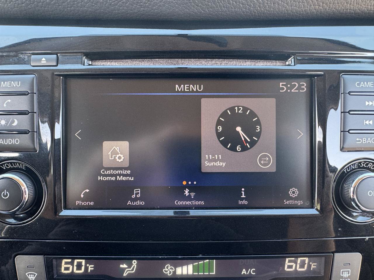 Used 2018 Nissan Rogue SV FWD image 40