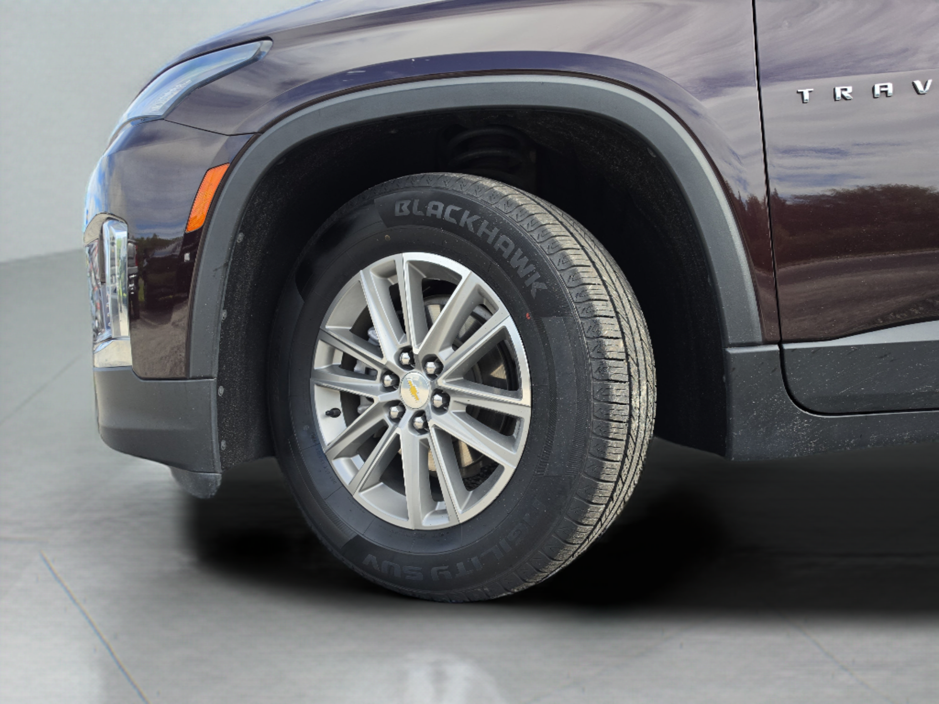 Used 2022 Chevrolet Traverse LT FWD image 40