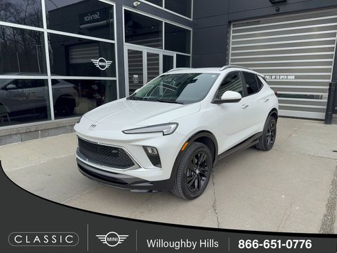 Used 2024 Buick Encore GX Sport Touring w/ Comfort Package image 1