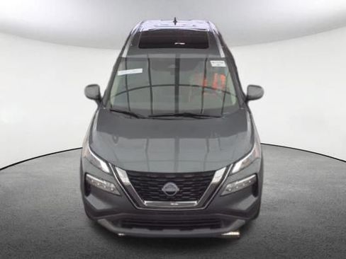 Used 2023 Nissan Rogue SV w/ SV Premium B Package AWD/4WD image 2