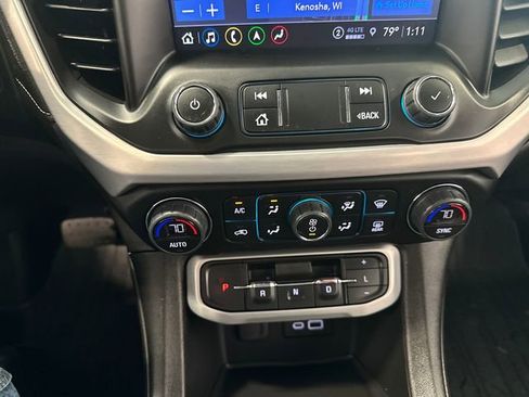 Used 2023 GMC Acadia SLT w/ Elevation Edition AWD/4WD image 23