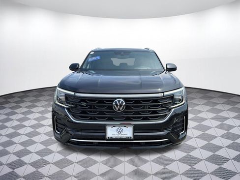 Certified 2024 Volkswagen Atlas Cross Sport SEL R-Line AWD/4WD image 6