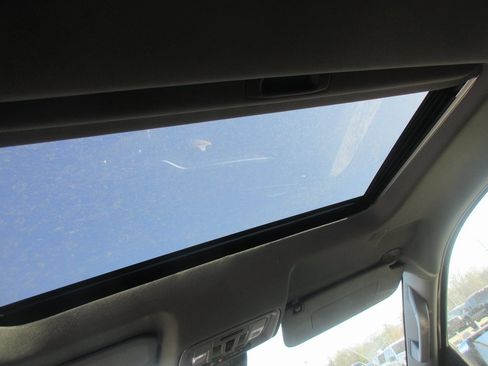 New 2026 GMC Sierra 1500 SLT w/ SLT Premium Plus Package image 16