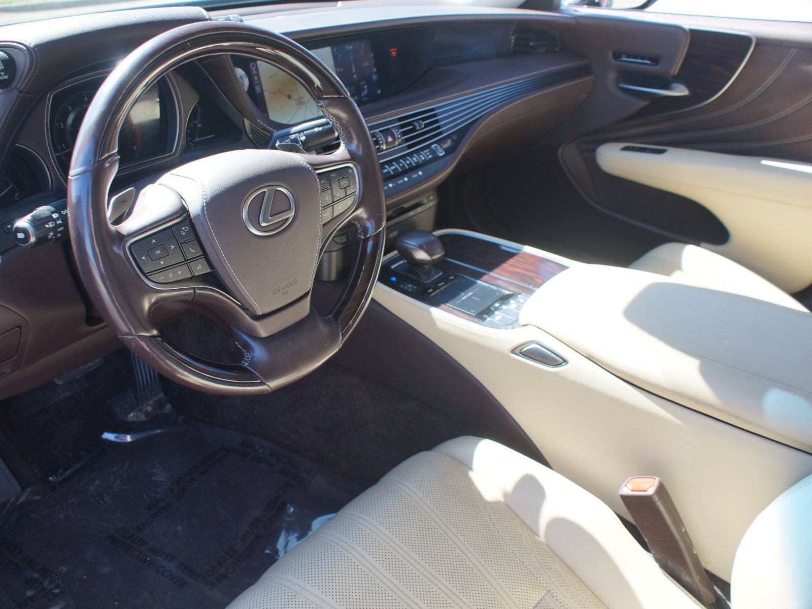 Used 2018 Lexus LS 500 w/ Interior Upgrade Package RWD image 15
