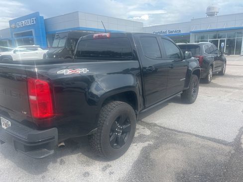 Used 2022 Chevrolet Colorado LT AWD/4WD image 4
