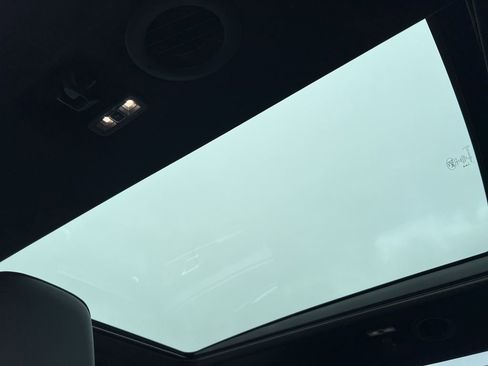 New 2026 Ford Explorer ST-Line image 32