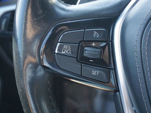 Used 2017 BMW 540i RWD image 25