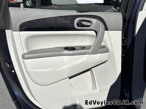 Used 2016 Buick Enclave Premium w/ Experience Buick Package image 30