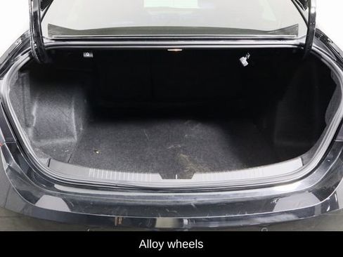 Used 2024 Chevrolet Malibu LT image 18