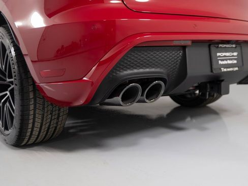 New 2026 Porsche Macan GTS image 15