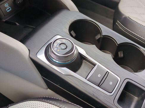 Certified 2023 Ford Escape Platinum w/ Premium Technology Package image 35