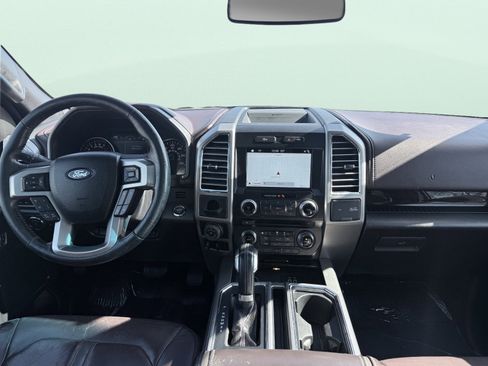 Used 2016 Ford F150 Platinum w/ Equipment Group 701A Luxury image 28