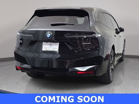 Used 2024 BMW iX xDrive50 w/ Sport Package image 6