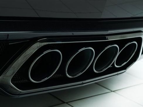 Used 2023 Chevrolet Corvette Z06 image 19