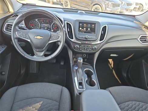 Used 2019 Chevrolet Equinox LT image 9