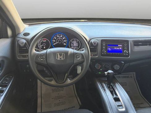 Used 2019 Honda HR-V LX image 23