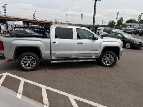 Used 2015 GMC Sierra 1500 SLT w/ SLT Crew Cab Value Package RWD image 24