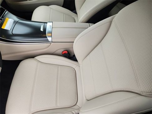 New 2026 Mercedes-Benz GLC 300 4MATIC image 8