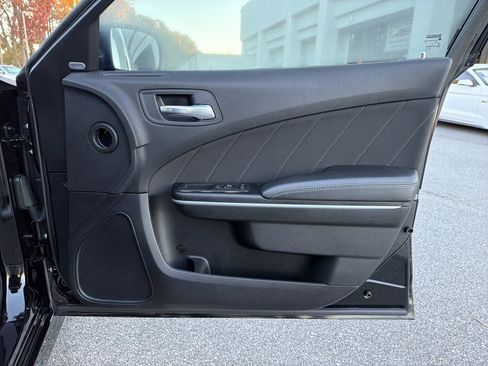 Used 2022 Dodge Charger Scat Pack image 14