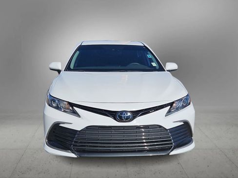 Used 2023 Toyota Camry LE image 4