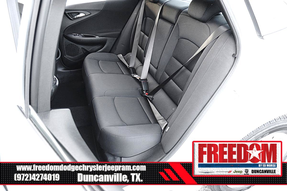 Used 2025 Chevrolet Malibu LT FWD image 14