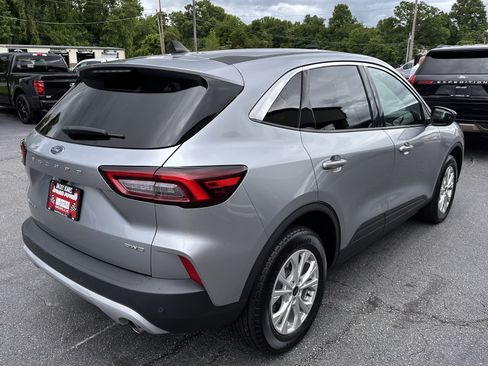 Used 2024 Ford Escape Active w/ Tech Pack #1 AWD/4WD image 6
