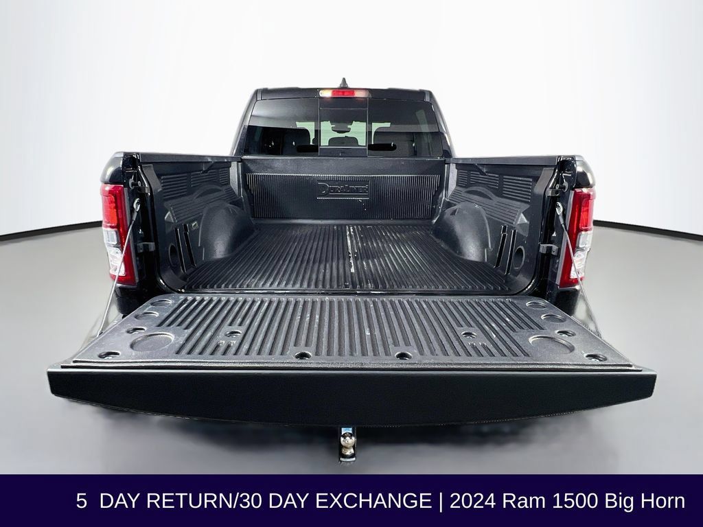 Used 2024 RAM 1500 Big Horn AWD/4WD image 30