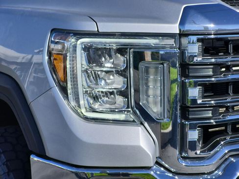 Used 2021 GMC Sierra 3500 SLT w/ SLT Premium Package AWD/4WD image 11