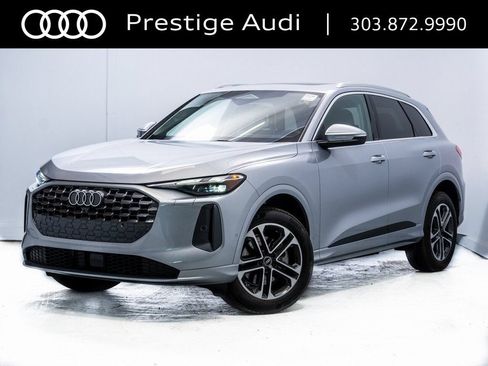 Used 2025 Audi Q5 Premium w/ Convenience Package AWD/4WD image 1