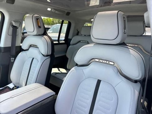 Used 2023 Rivian R1S Adventure AWD/4WD image 23