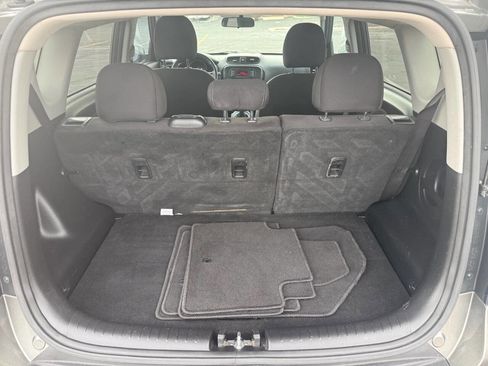 Used 2015 Kia Soul image 12