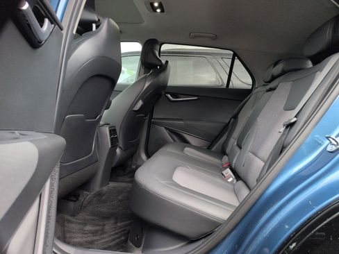 Used 2024 Kia Niro EX Touring image 15