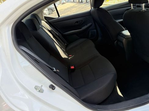 Used 2025 Nissan Sentra S image 21