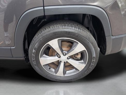 Used 2019 Jeep Cherokee Limited w/ Trailer Tow Group image 41