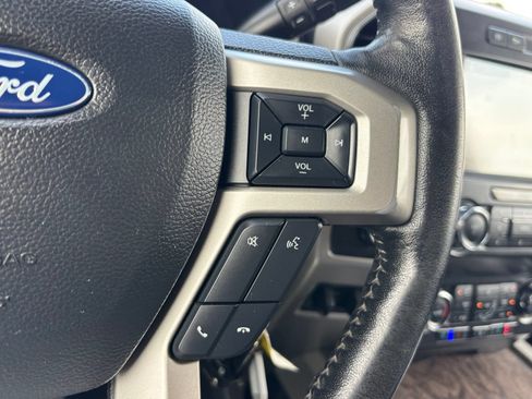 Used 2019 Ford F250 Lariat w/ Lariat Value Package AWD/4WD image 26