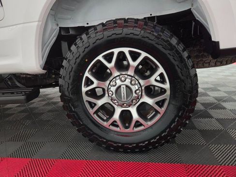 Used 2021 Ford F250 Lariat w/ Lariat Value Package image 92