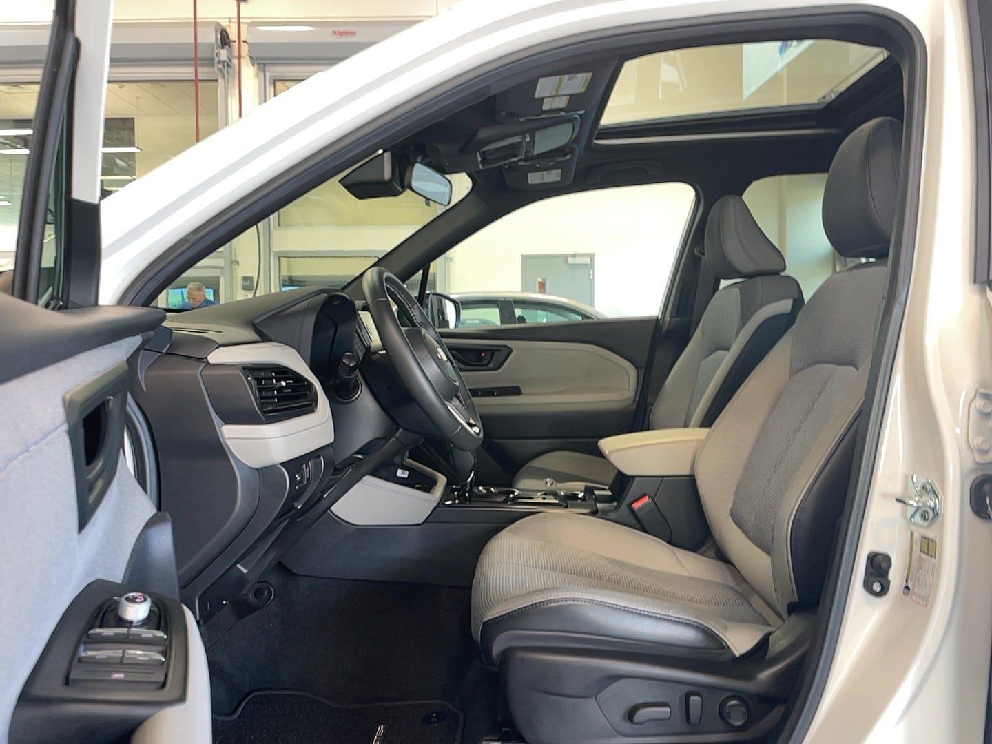 Used 2026 Subaru Forester Premium AWD/4WD image 5