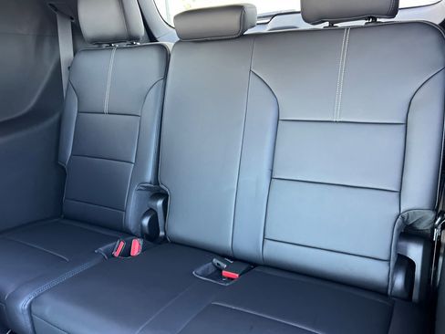 New 2026 GMC Acadia Elevation w/ Elevation Premium Package AWD/4WD image 16