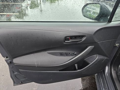 Used 2023 Toyota Corolla LE FWD image 16