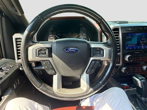 Used 2019 Ford F150 Platinum w/ Technology Package AWD/4WD image 12