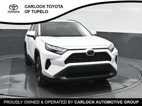 Used 2025 Toyota RAV4 XLE w/ Convenience Package FWD image 6